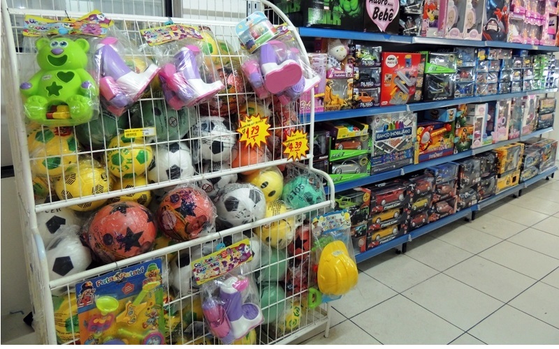 Fotos de Brinquedos supermercado, Imagens de Brinquedos supermercado sem  royalties