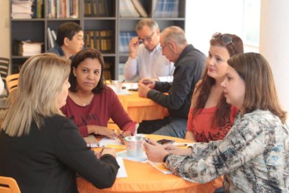 Participantes interagem durante terceiro encontro de Gestão de RH/Adriano Rosa